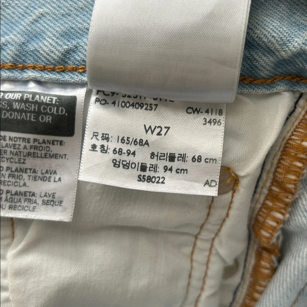 Levi's 501 Original Fit High Rise Shorts - Picture 5 of 7